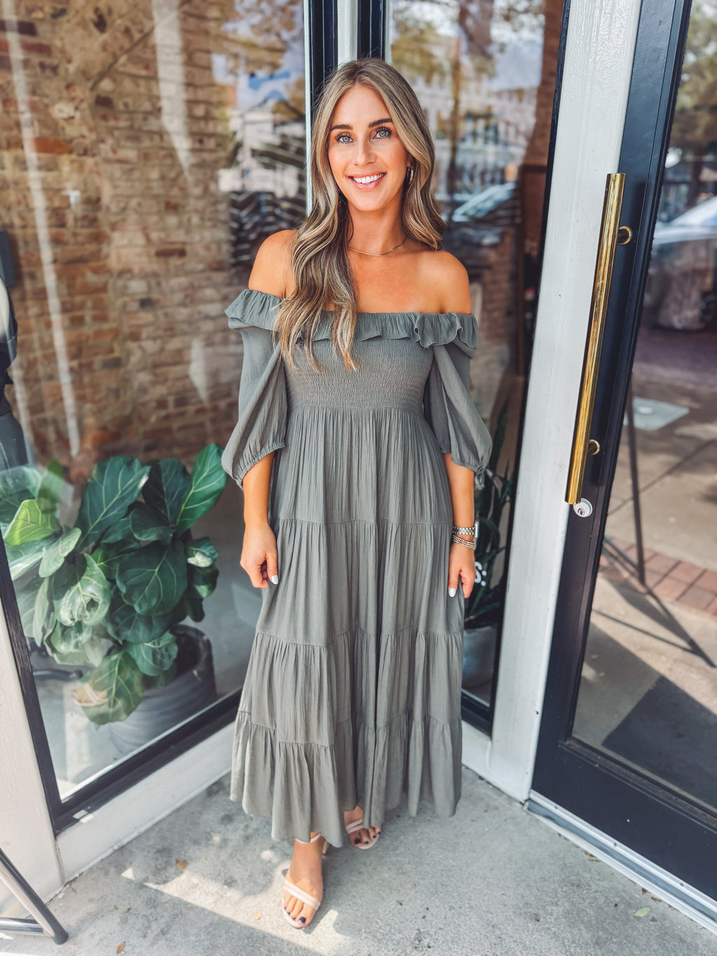 Ruffle tiered midi dress - Olive
