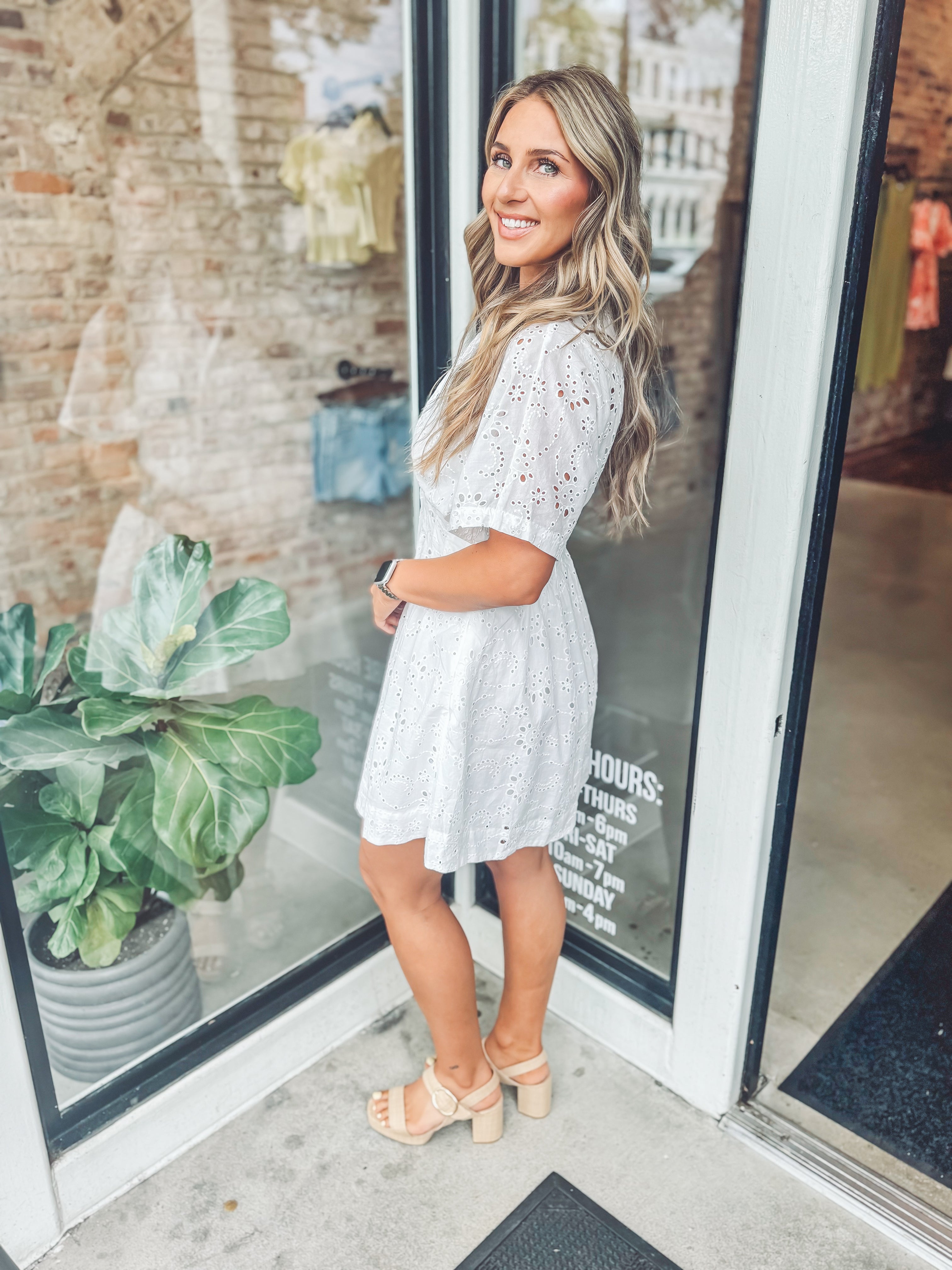 eyelet dresses Pleated Eyelet dress