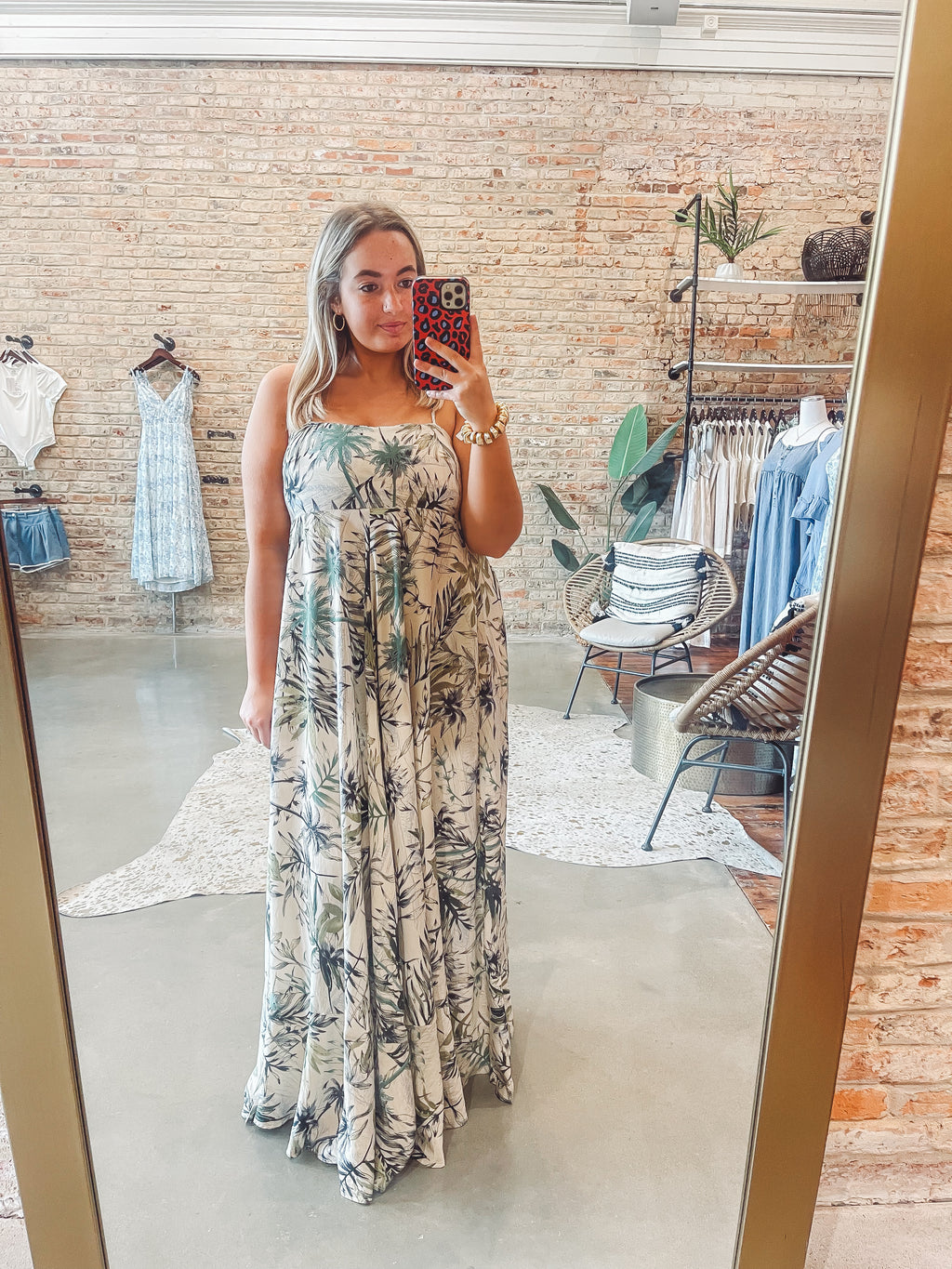 In the tropics maxi