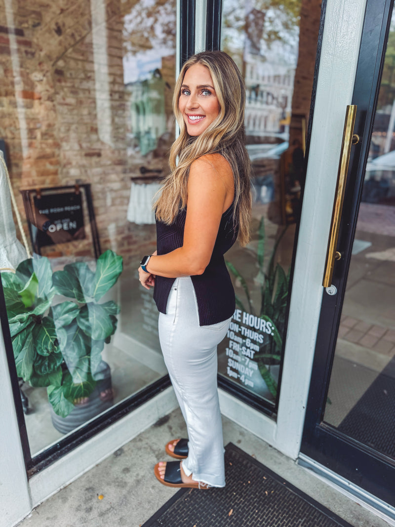 Side slit sweater vest - black
