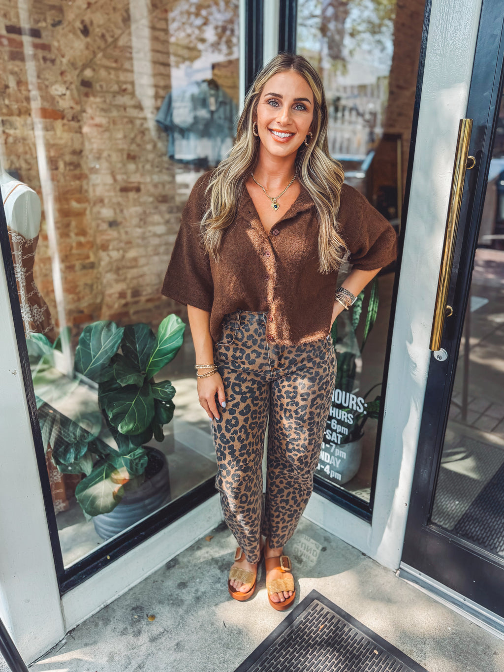 Half sleeve knit top
