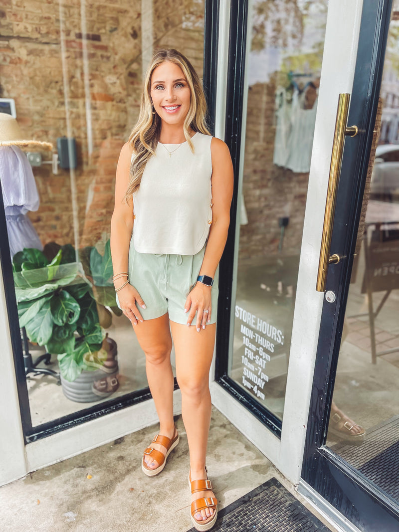 Cream button tank