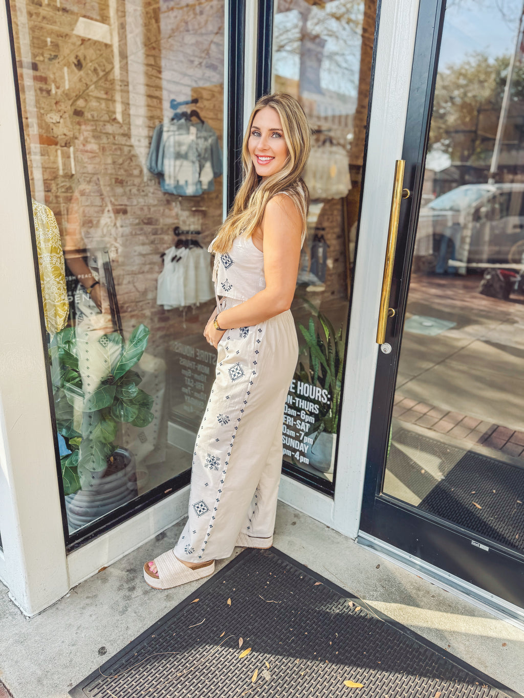 Brunch babe linen bottoms - set