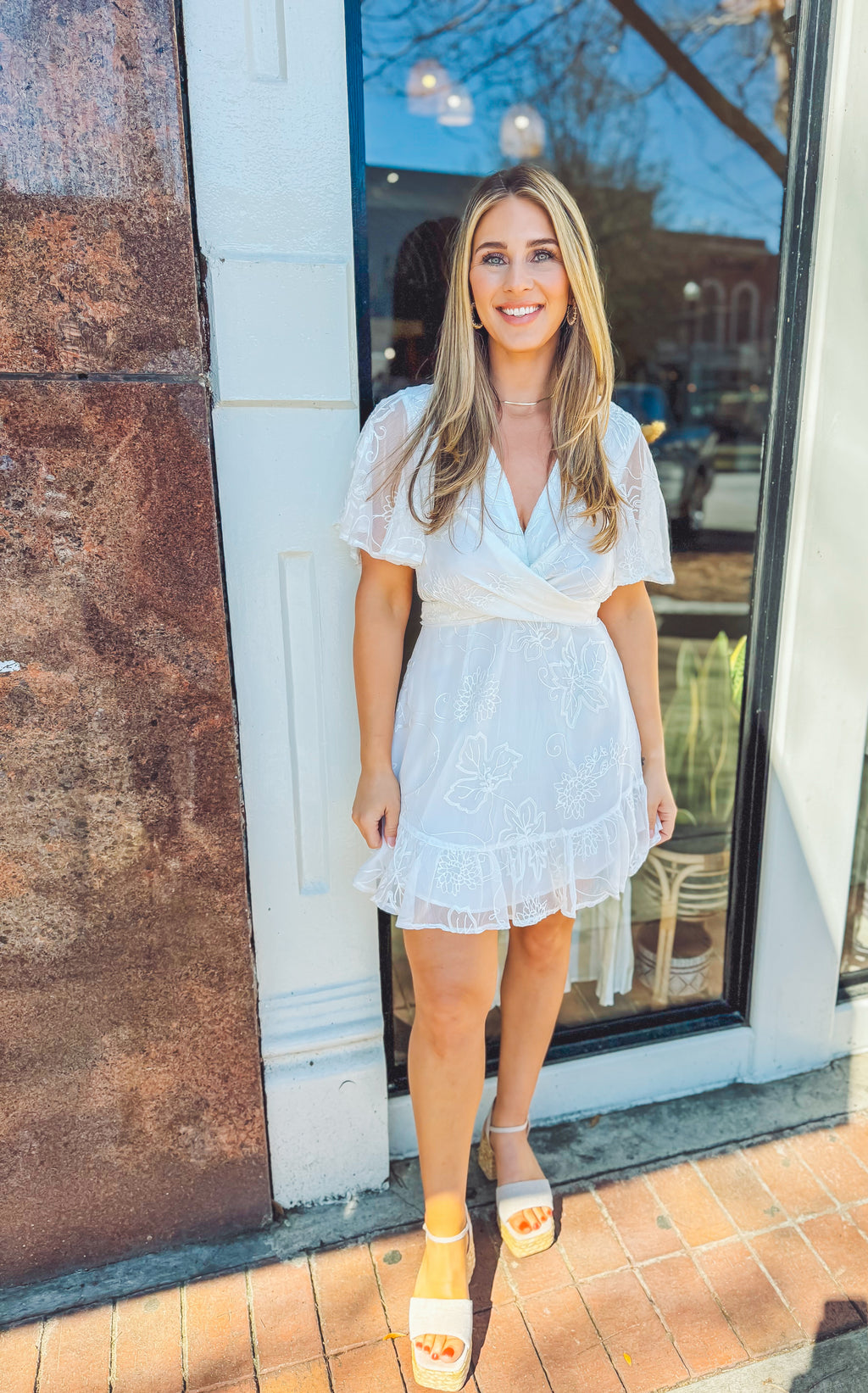 Flutter sleeve mini dress
