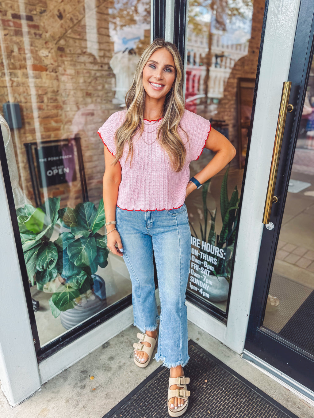 Scalloped knit top