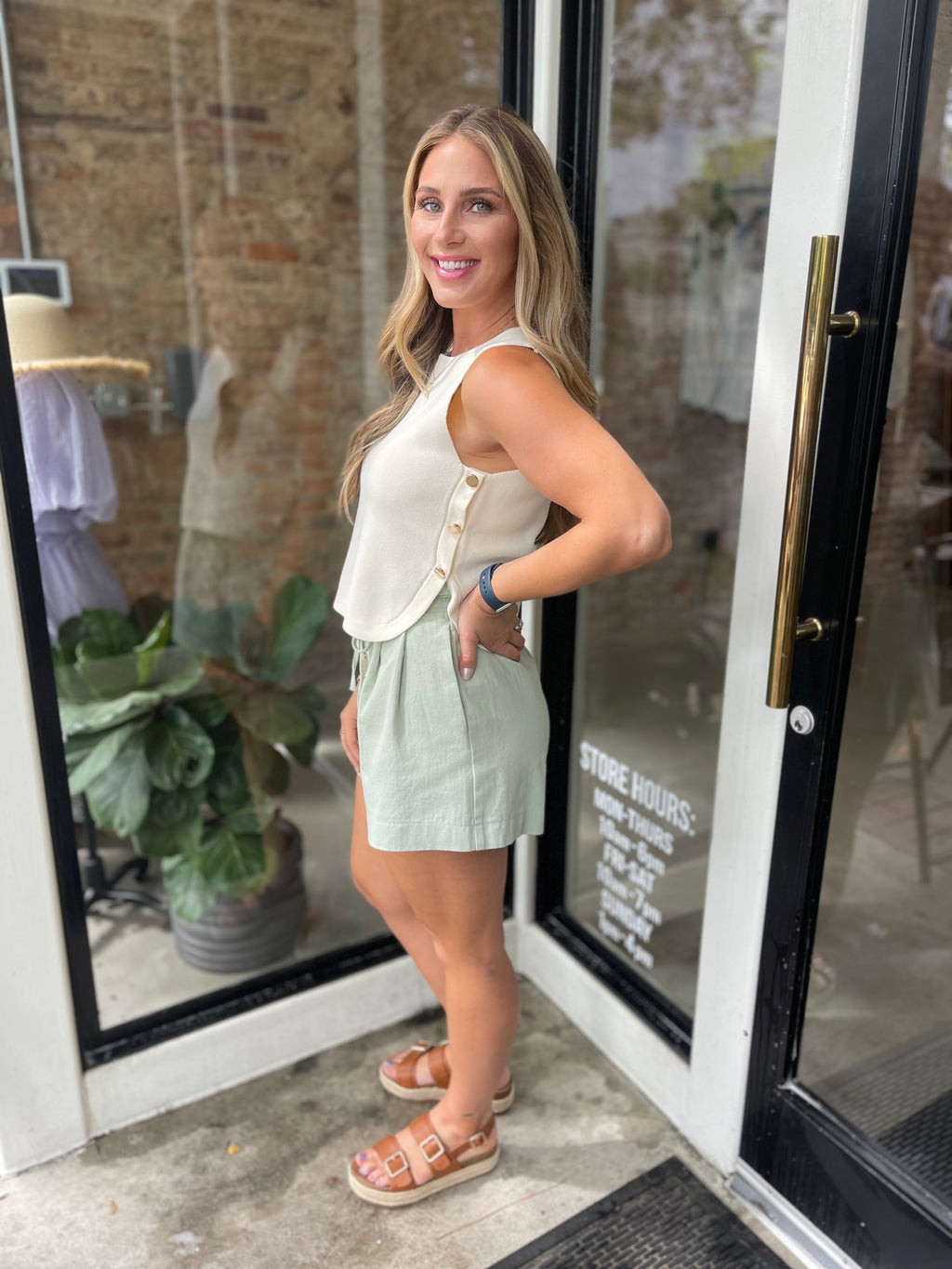 Cream button tank