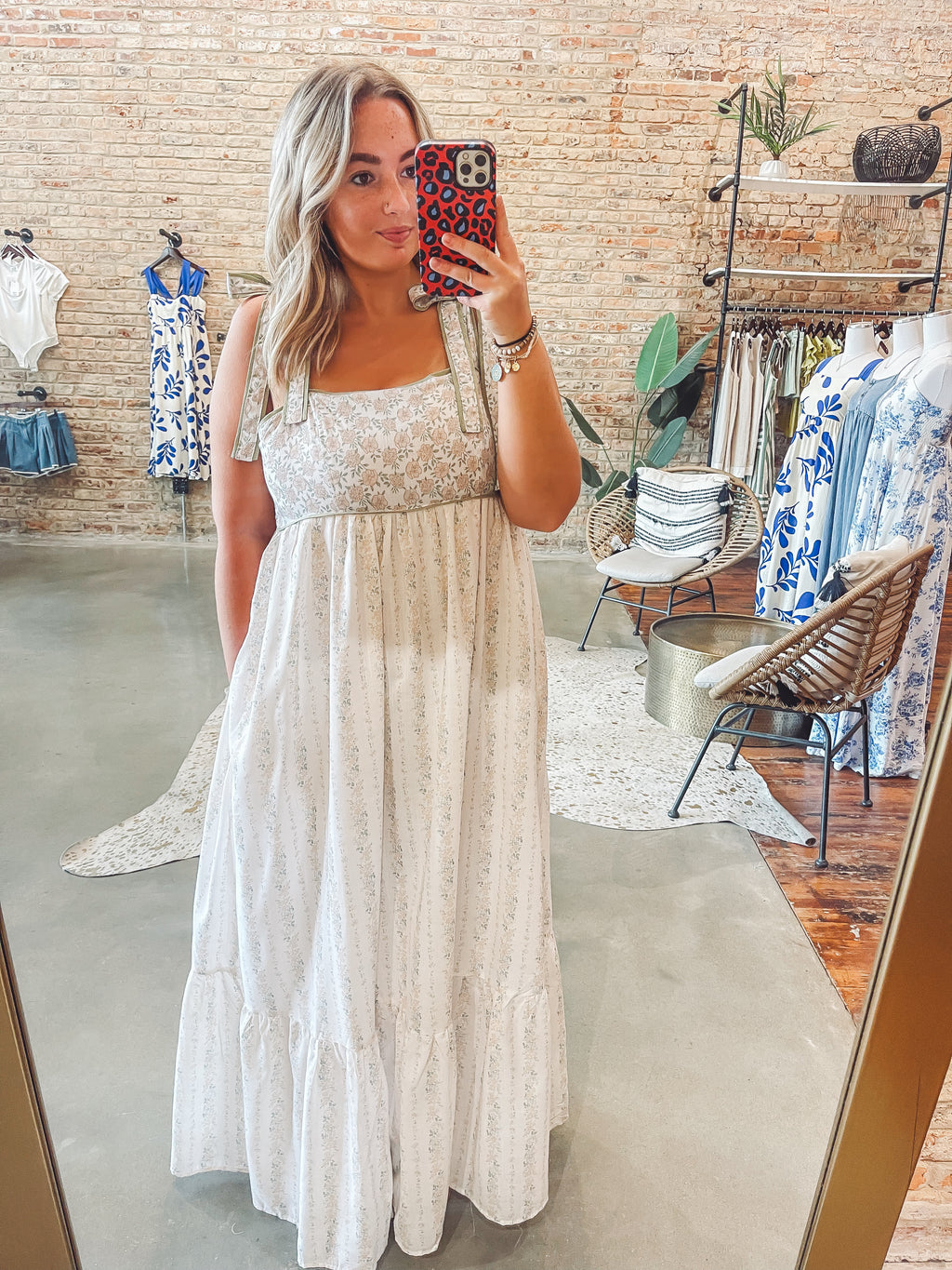 Sweet floral maxi dress