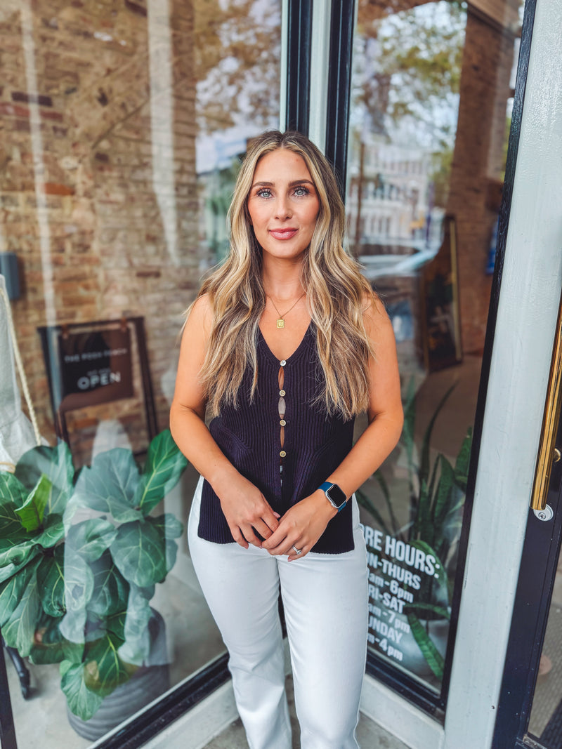 Side slit sweater vest - black